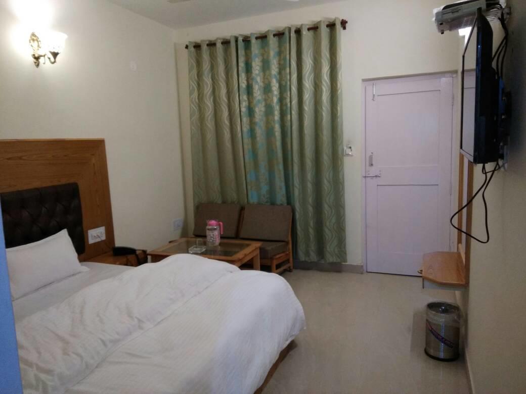 Ambika Bliss Bed & Breakfast Manali  Ngoại thất bức ảnh